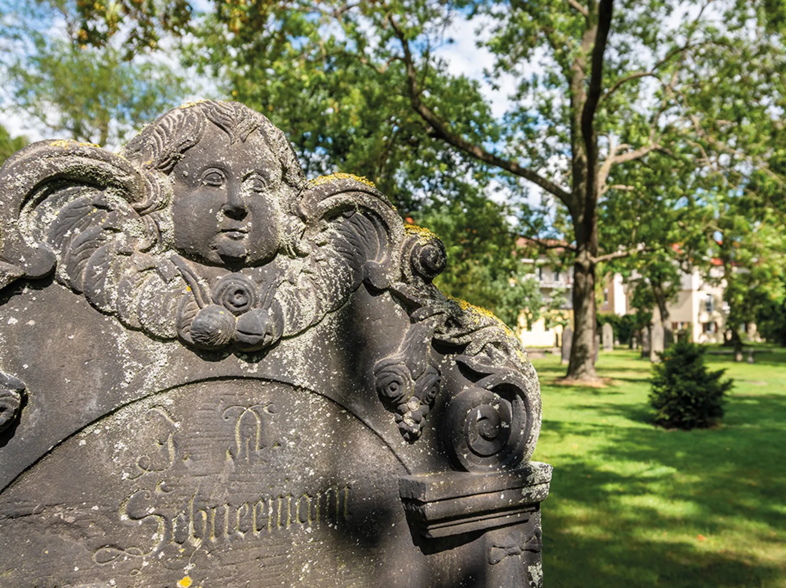 Grab auf einem Friedhof.